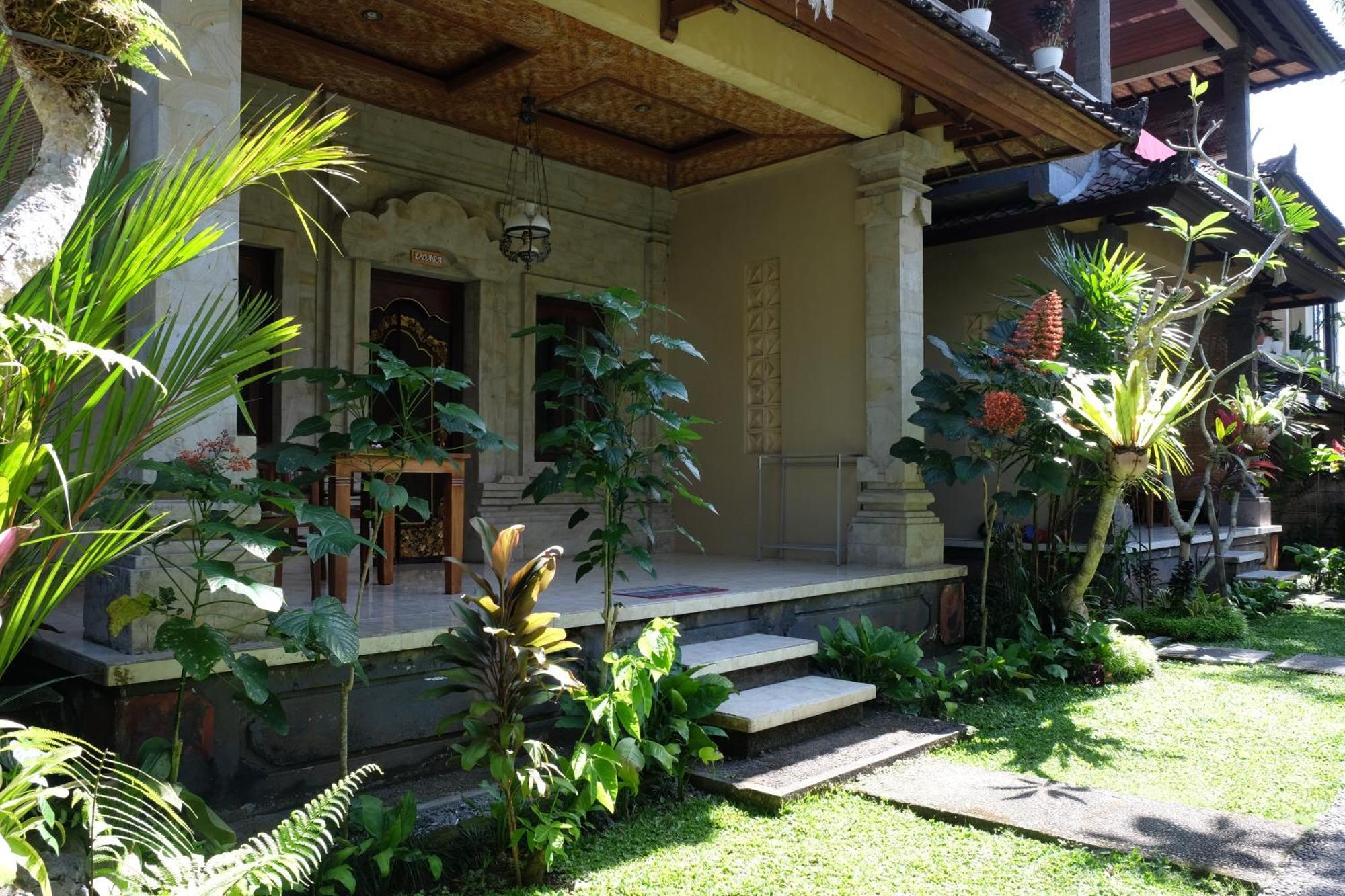 Suastika Guest House Ubud Екстер'єр фото