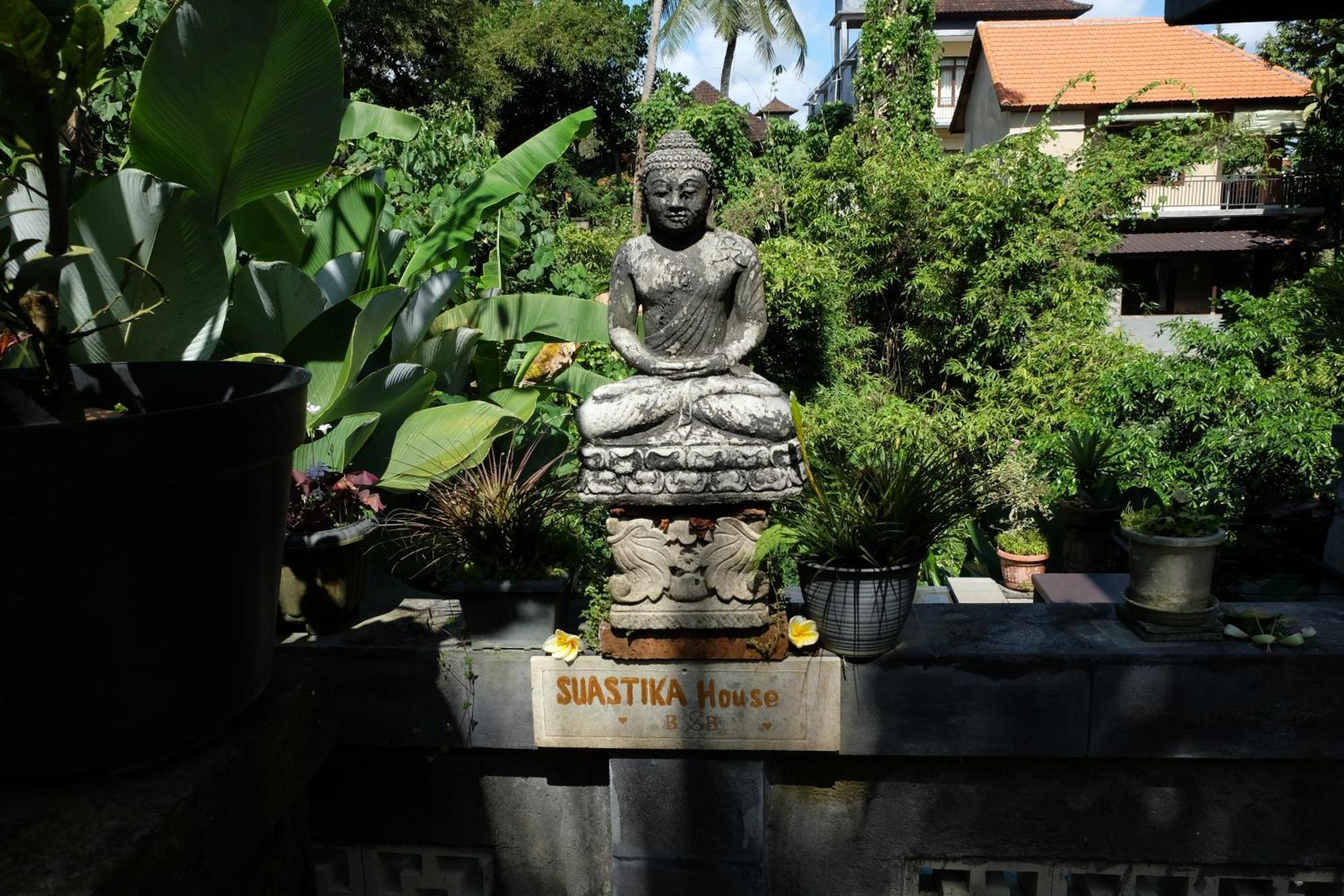 Suastika Guest House Ubud Екстер'єр фото