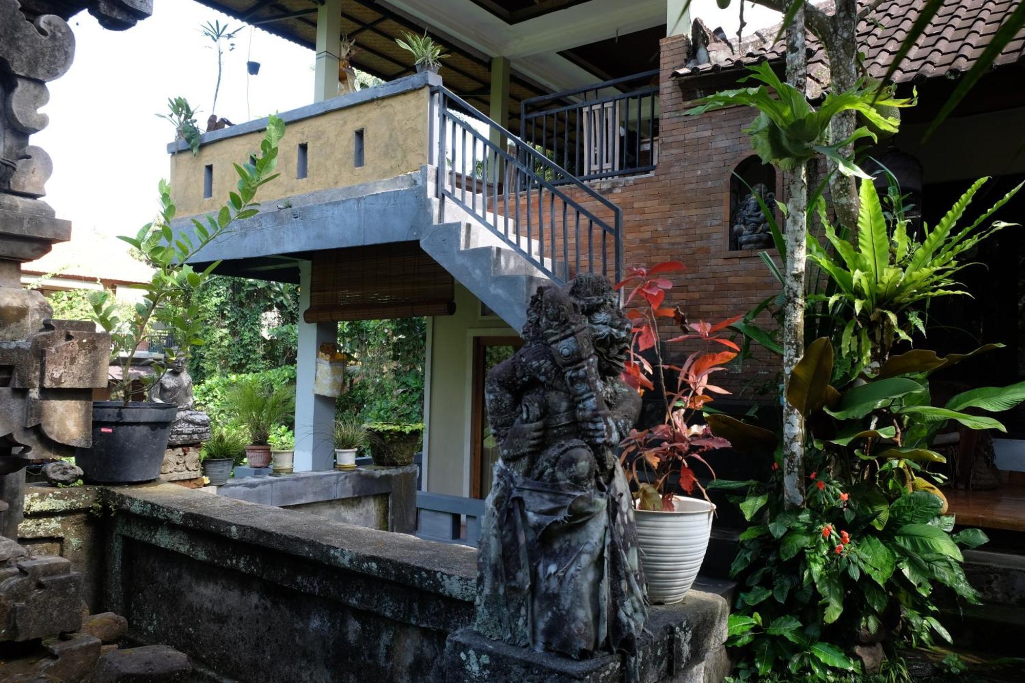 Suastika Guest House Ubud Екстер'єр фото